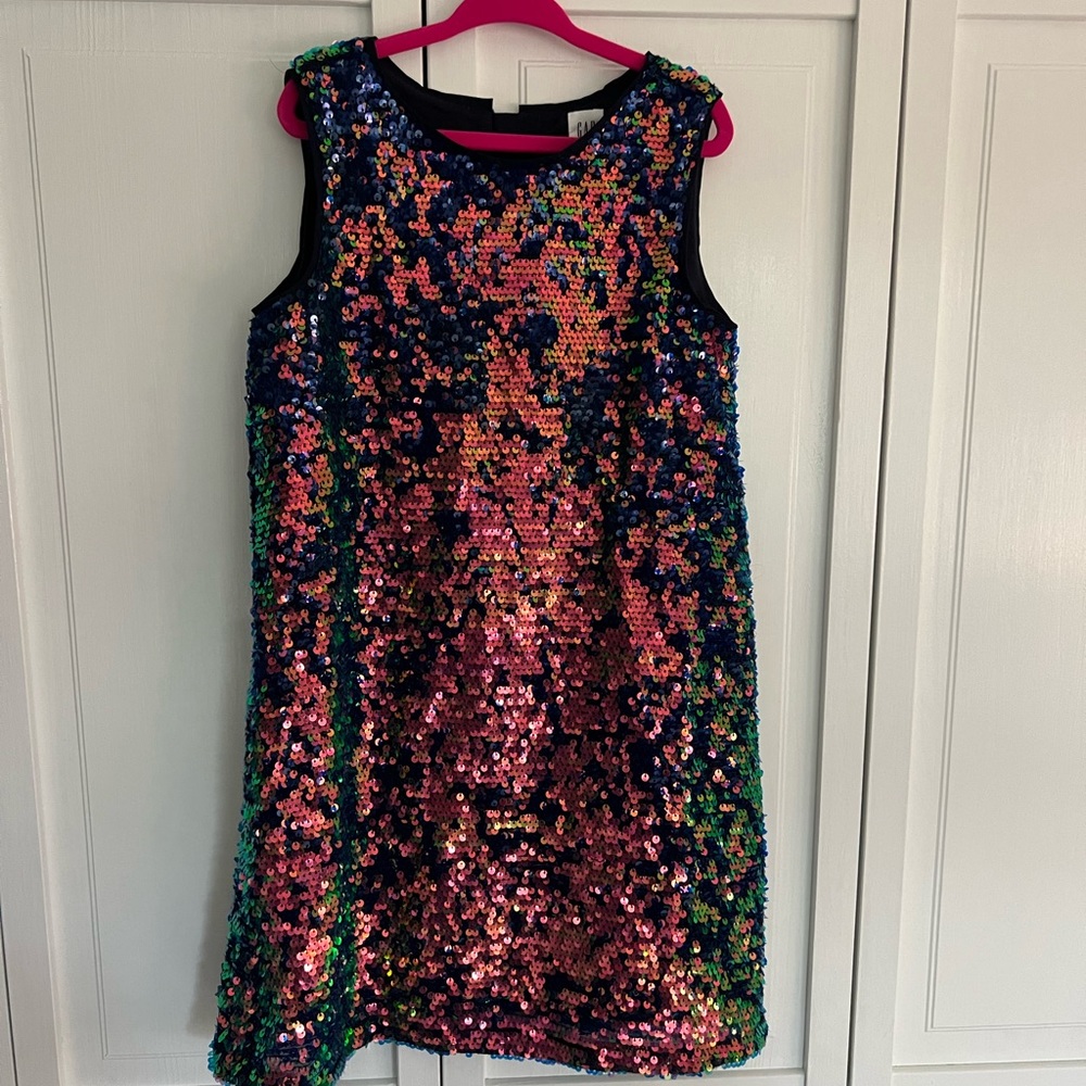 Gap girls size 8 flippy sequin sleeveless dress.